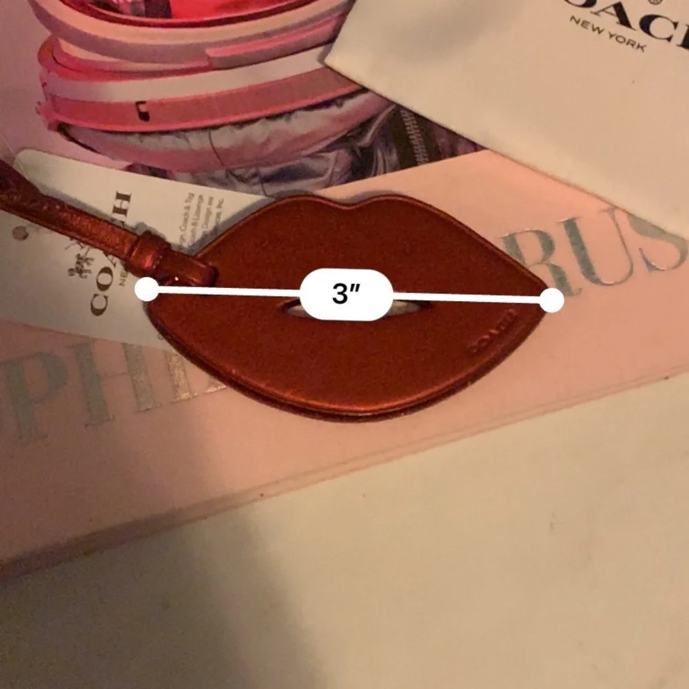 Coach Lips Bag Tag in Smooth Red Leather NWT - Picture 8 of 8